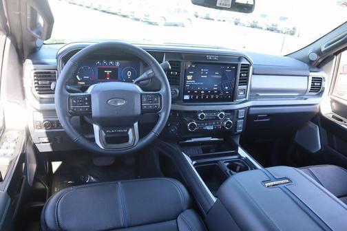 2025 Ford F-350 Platinum