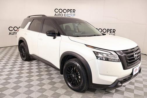 2023 Nissan Pathfinder SL