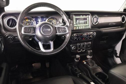 2022 Jeep Wrangler Unlimited Sahara Altitude