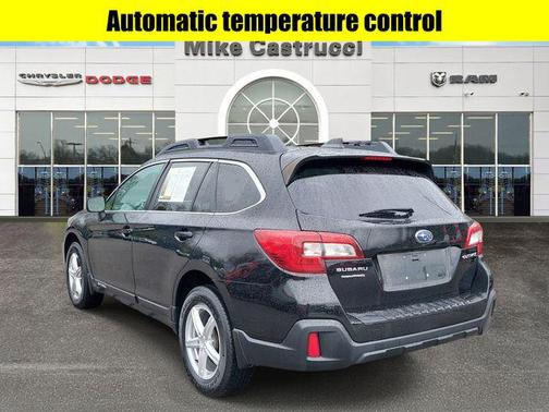 Crystal Black Silica 2018 Subaru Outback 2.5i Premium