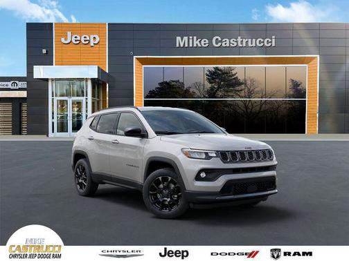 Silver Zynith Metallic Clearcoat 2026 Jeep Compass Latitude