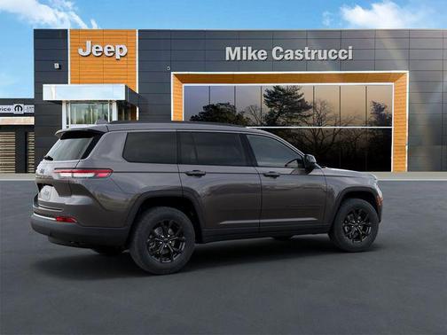 Baltic Gray Metallic Clearcoat 2026 Jeep Grand Cherokee L Altitude