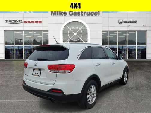2017 Kia Sorento LX