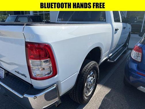 2022 RAM 2500 Tradesman Crew Cab 4x4 6'4' Box