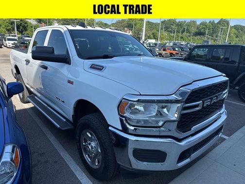 2022 RAM 2500 Tradesman Crew Cab 4x4 6'4' Box