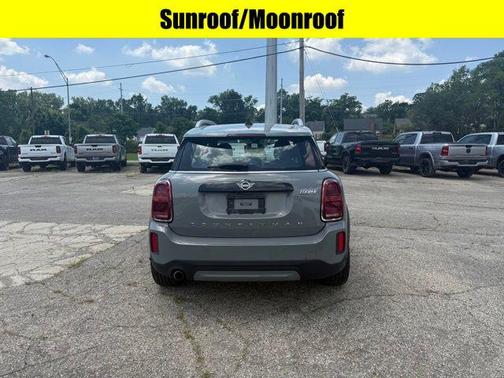 2022 MINI Countryman Oxford Edition