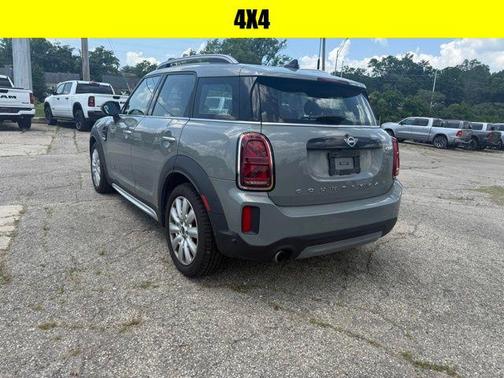 2022 MINI Countryman Oxford Edition