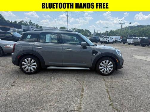 2022 MINI Countryman Oxford Edition