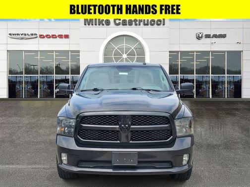 Brilliant Black Crystal Pearlcoat 2017 RAM 1500 Express