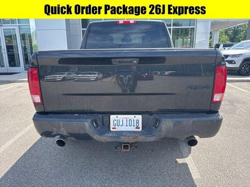 Brilliant Black Crystal Pearlcoat 2017 RAM 1500 Express