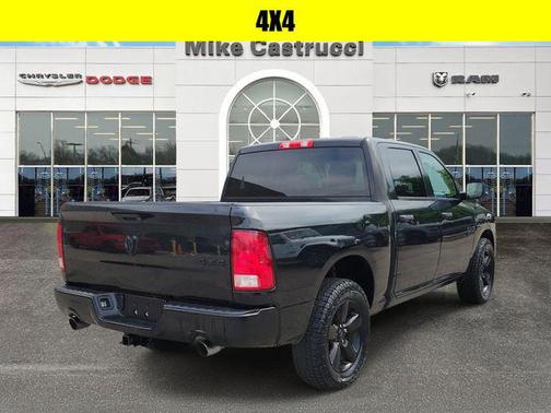 Brilliant Black Crystal Pearlcoat 2017 RAM 1500 Express