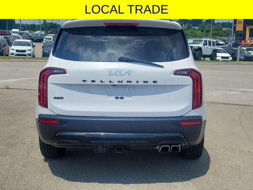 Glacial White Pearl 2022 Kia Telluride EX