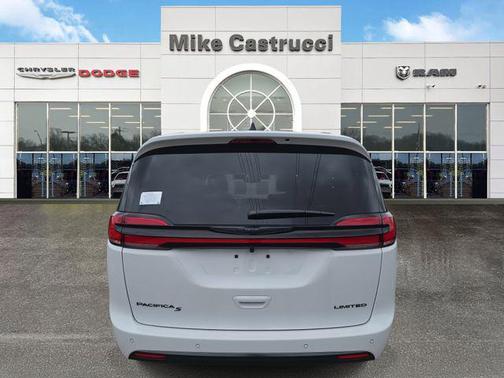 2026 Chrysler Pacifica Limited