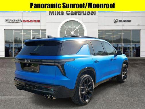 Stardust Metallic 2024 Chevrolet Traverse RS