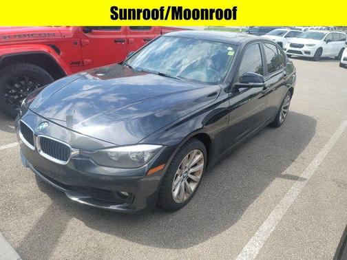 Black Sapphire Metallic 2014 BMW 320 i