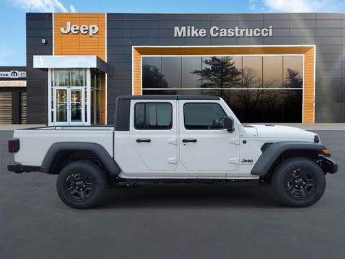 2026 Jeep Gladiator Sport