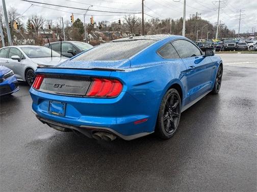 Photo 4 of 24 of 2019 Ford Mustang GT Premium