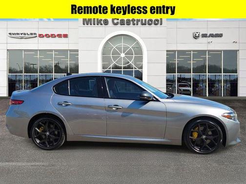 Stromboli Gray Metallic 2020 Alfa Romeo Giulia Sport
