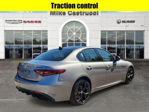 Stromboli Gray Metallic 2020 Alfa Romeo Giulia Sport
