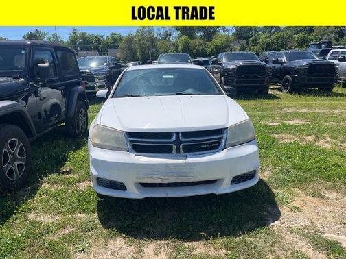 Bright White Clearcoat 2012 Dodge Avenger SXT