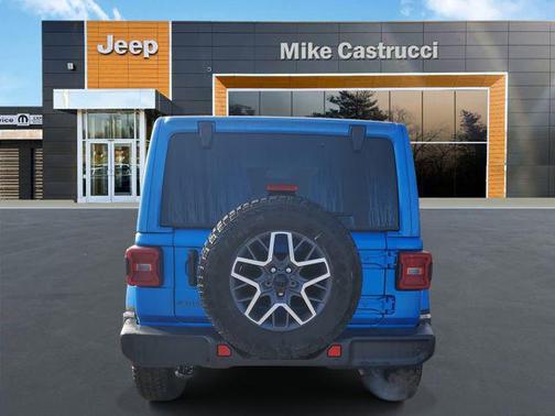 2025 Jeep Wrangler 4-Door Sahara 4x4