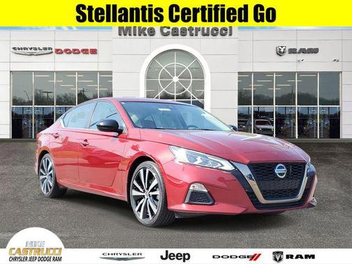 2022 Nissan Altima SR FWD
