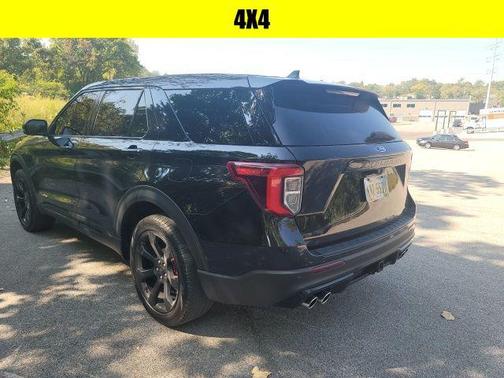 2022 Ford Explorer ST