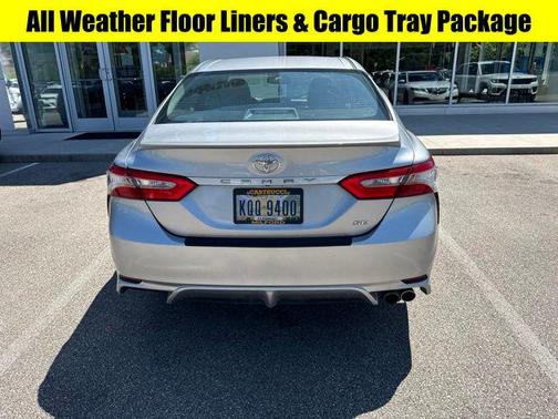 Celestial Silver Metallic 2018 Toyota Camry SE