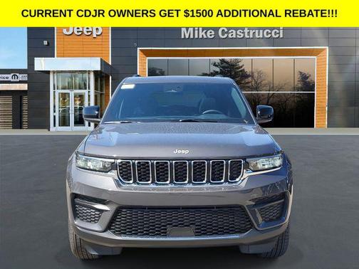 2025 Jeep Grand Cherokee Laredo