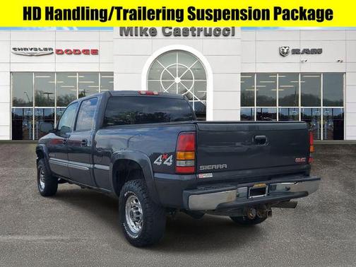 2005 GMC Sierra 2500 SLE H/D Crew Cab