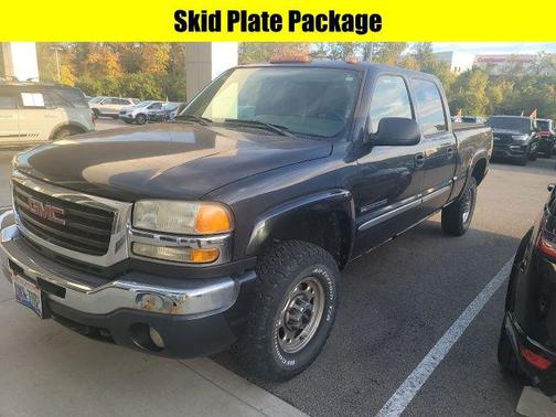 2005 GMC Sierra 2500 SLE H/D Crew Cab