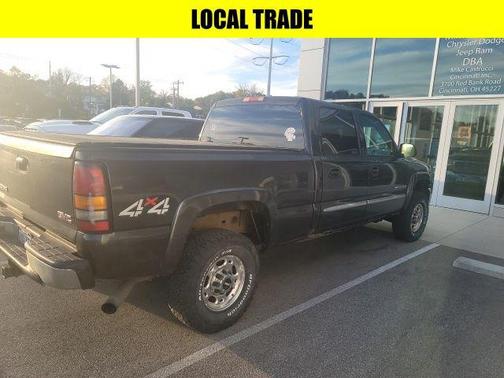 2005 GMC Sierra 2500 SLE H/D Crew Cab