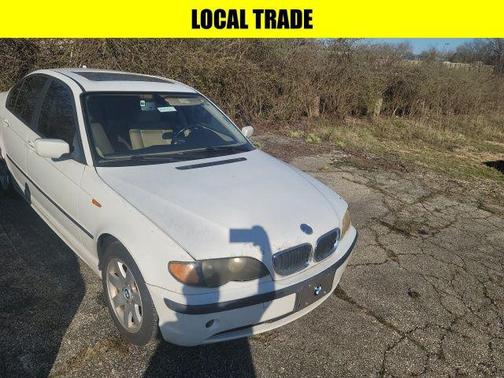 2004 BMW 325 325i