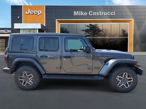 2025 Jeep Wrangler 4-Door Sahara 4x4