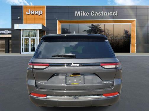 2025 Jeep Grand Cherokee Laredo