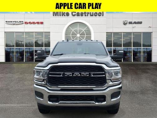 2023 RAM 3500 Tradesman Crew Cab 4x4 8' Box