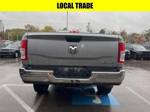 2023 RAM 3500 Tradesman Crew Cab 4x4 8' Box