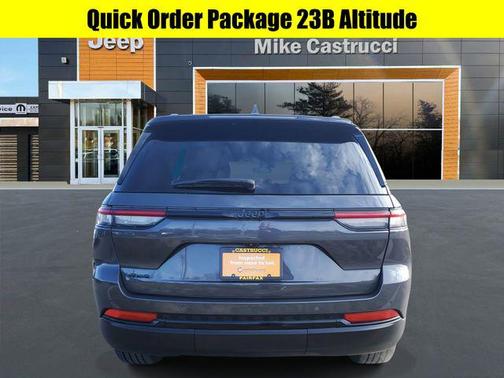 2023 Jeep Grand Cherokee Altitude