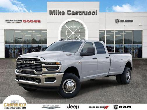 2026 RAM 3500 Tradesman Crew Cab 4x4 8' Box