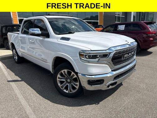 Bright White Clearcoat 2023 RAM 1500 Limited