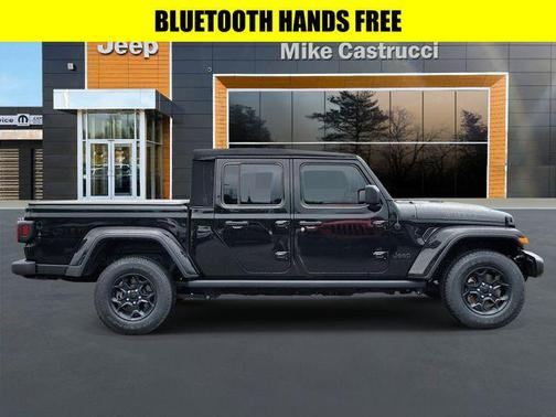 Black Clearcoat 2023 Jeep Gladiator Willys 4x4