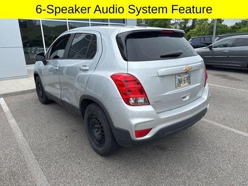 Silver Ice Metallic 2018 Chevrolet Trax LS