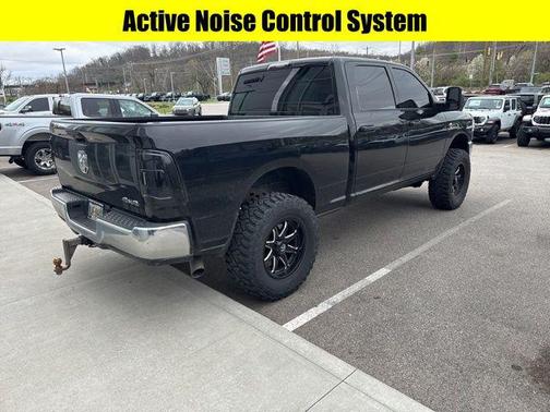 Diamond Black Crystal Pearlcoat 2024 RAM 2500 Tradesman Crew Cab 4x4 6'4' Box