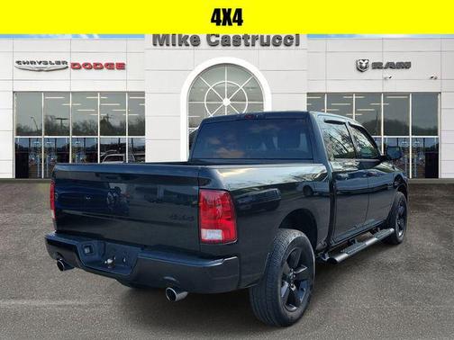 Brilliant Black Crystal Pearlcoat 2017 RAM 1500 Express