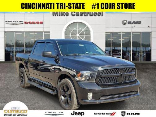 Brilliant Black Crystal Pearlcoat 2017 RAM 1500 Express