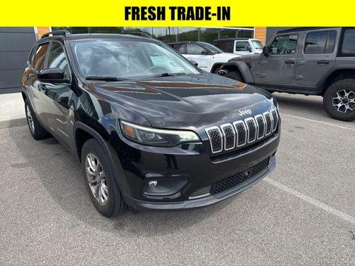 Diamond Black Crystal Pearlcoat 2022 Jeep Cherokee Latitude Lux