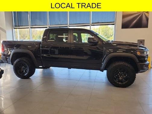 Diamond Black Crystal Pearlcoat 2026 RAM 1500 RHO
