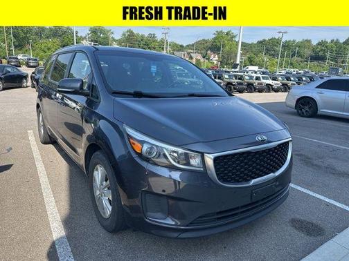 2017 Kia Sedona LX