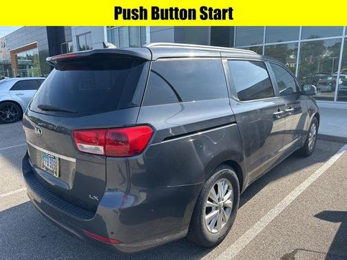 2017 Kia Sedona LX