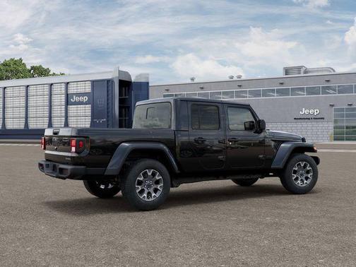 Black Clearcoat 2026 Jeep Gladiator Sahara 4x4